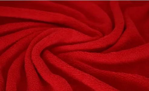 Manta Lisa Em Microfibra Vermelha