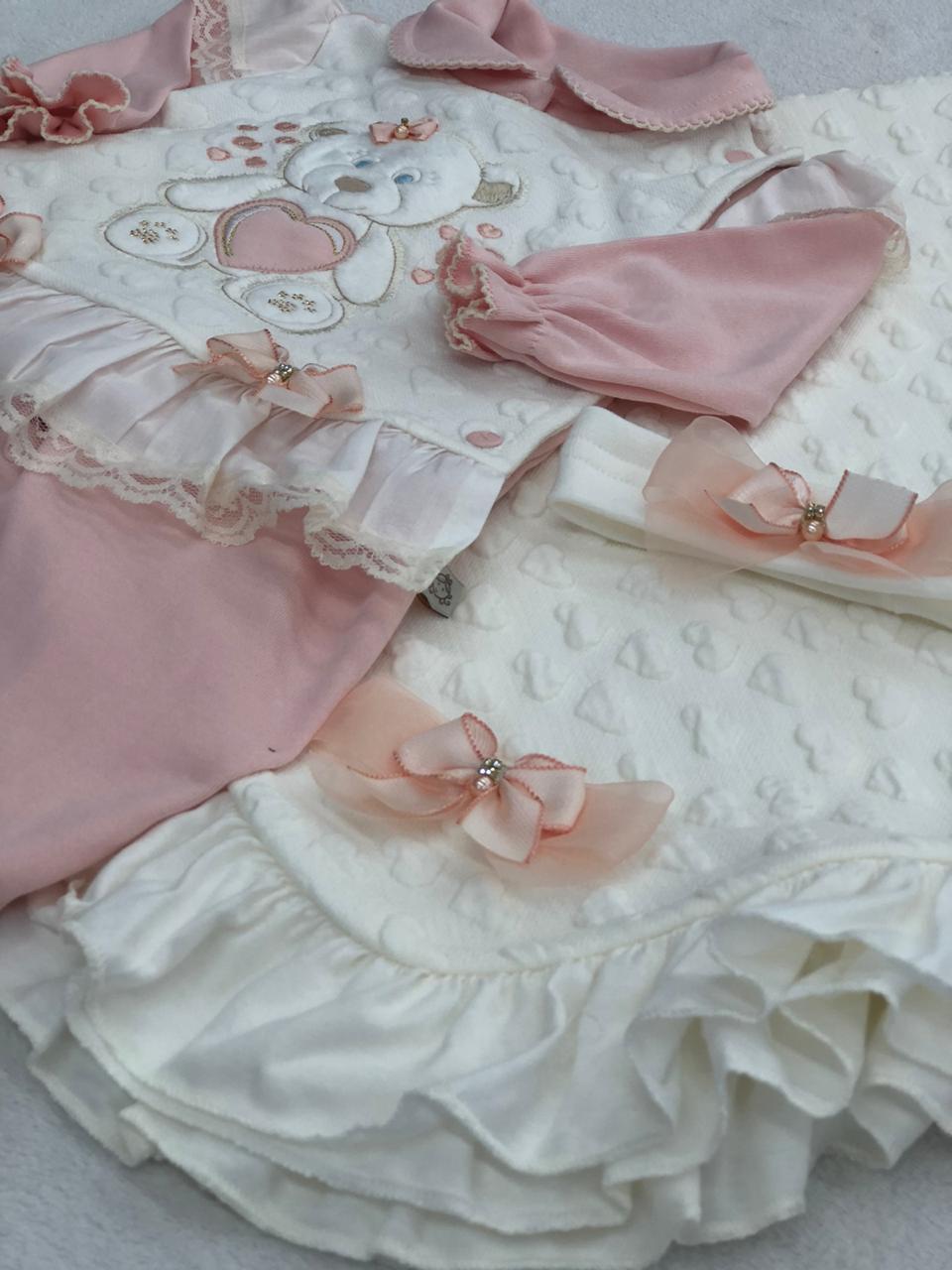 Saída Maternidade Ursinha Rosê e Branca - 3 Peças